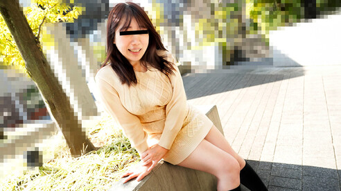 天然むすめ 矢吹宇蘭 愛がいっぱい、Iカップ！もちもち白肌爆乳娘にドッキリを！ 中出し後に素人娘にドッキリをしかける！精液もかける！デリカシーも欠ける！女の子の服でセルフお掃除オナニー！ザーメンまみれスペシャル〜！ターゲットは『愛がいっぱい、Iカップ！』ついつい目をひく特大おっぱいのムッチリ宇蘭ちゃん。意外と可愛い声の関西弁で、ノリの良い女の子。エロさムンムンなオトコ殺しのピタピタセーターとミニスカートは私服。気合いを入れて新しい服で来たそうで、ちょっぴり心が痛みます。色素薄めのピンコ勃ち乳首やおマンコをミニ電マと手マン責められたり、好物の騎乗位でも爆乳揺れ揺れ！何も知らずに気持ち良く喘ぐむっちり素人娘の恥態をお楽しみくださーい！中出し後にされるドッキリ、めちゃしんどい説。